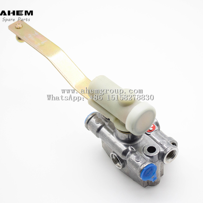 truck air brake valve unloader valve wabco 050 000 5001 for benz iveco Featured Image