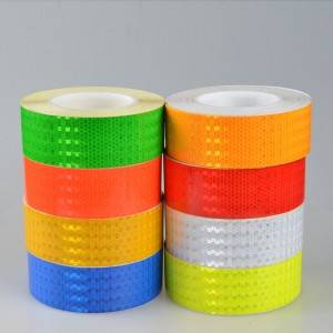 AT™ Engineering Grade Prismatic™ Conspicuity Markings RT2100, Single Series, 2 in x 150 feet