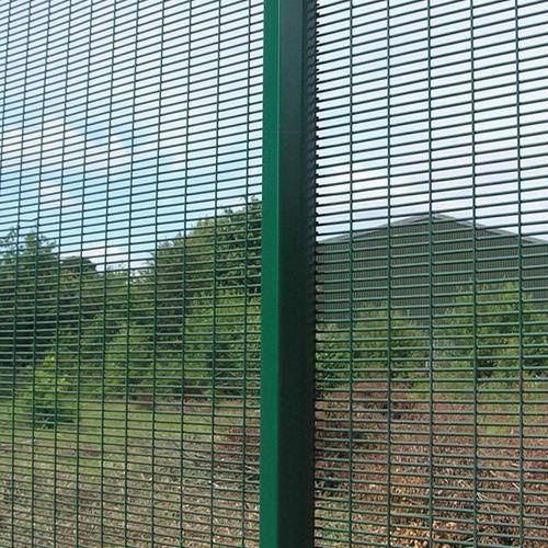 High security 358 Anti Theft Welded Iron Wire Mesh Fence Featured Image