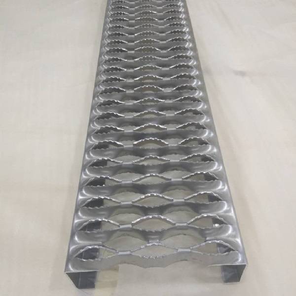 Anti Skid Perforated Metal Aluminum Grip Strut