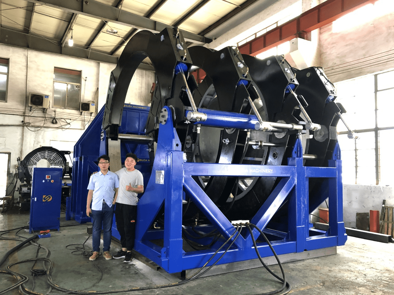 China’s largest welded pipe diameter high pressure field butt welding machine