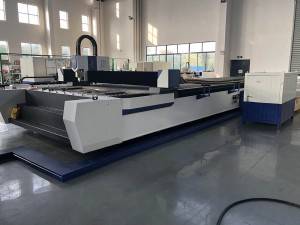 Industrial Laser Cutter 2500×12000 single table