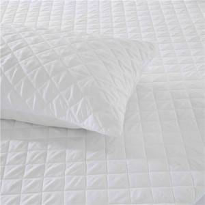 Polyester Microfiber Quilted Pillow Protector Pillow Cover