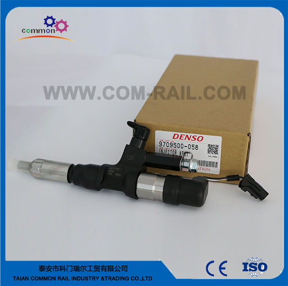 Original 095000-0582 Common rail injector 23670-78010 23910-1201A for HINO