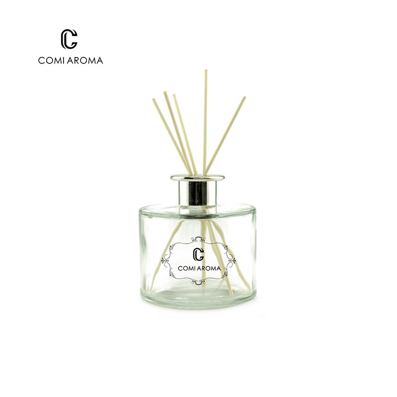 500ml Reed Oil Diffuser Glass Bottle with Natural Stick Featured Image