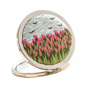 Wholesale Handmade Mirror Decoration Folk Craft Cross-stitch DIY Kits Embroidery Kit 512007A