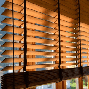 Paulomwnia wood venetian blinds