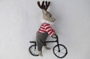 Felt wool Cycling animals ornament