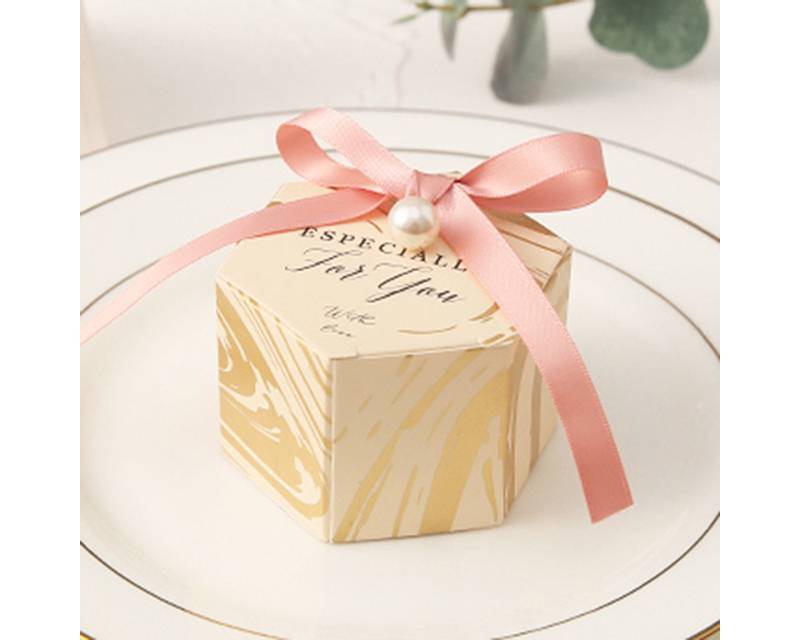 Romantic Wedding Gift Box Candy Box Chocolate Box Featured Image