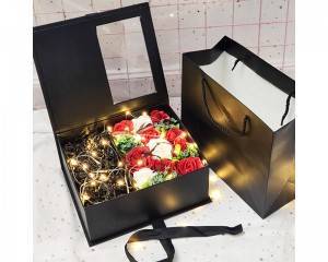 Ins Gift Box with Clear Window Valentine’s day Gift Box