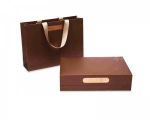 High Quality paper shopping bag gift packaging bag with handle