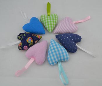 Item 6801 fabric hearts with robbon