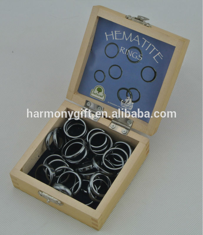 32pcs hemitate ring in a wooden box