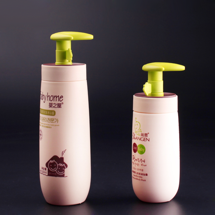 Plant green pump shampoo bottles for kids