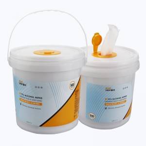 Effectively decreases bacteria 75% Alcohol disinfecting & antibacterial sanitizing wipes