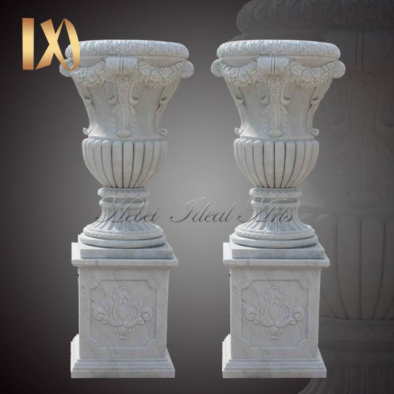 Beautiful Customize White Marble Planter Pure Hand Carved Design Outdoor Decoration