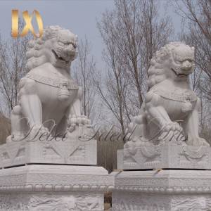 White color Pair of Guardian Chinese Lion Marble Statue for sale