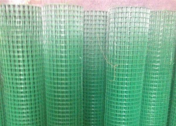 Professional Green PVC Coated Wire Mesh Panels 22 Gauge Rust – Resistant