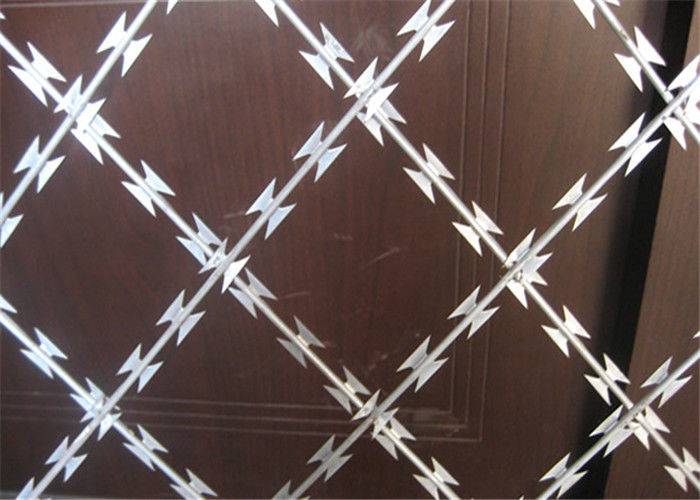 Concertina Stainless Steel Razor Wire / Welded Wire Fabric For Frontier