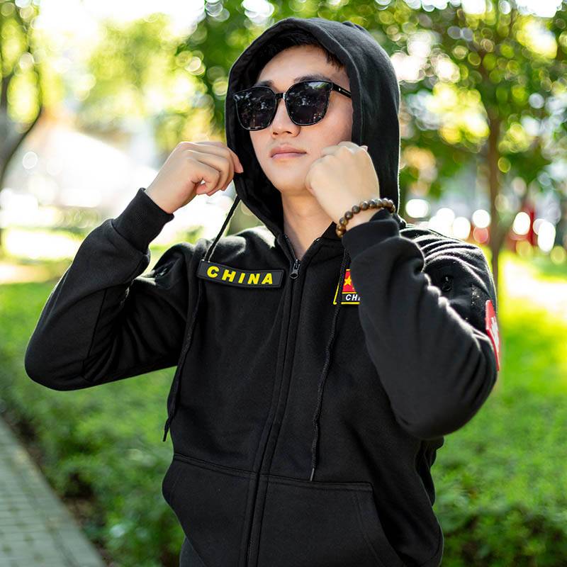 Wholesale High Quality Autumn and Winter Men’s Windproof Sports Hooded Sweatshirt Featured Image