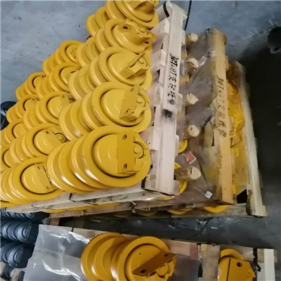 Shantui 160  track roller factory best selling Featured Image