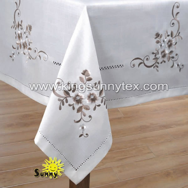 DES.10 Flower Embroidery Traditional Home Decoration For Table