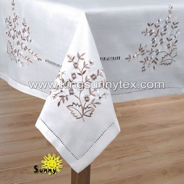 100% Polyester Tablecloth With Hem-Stiching Border