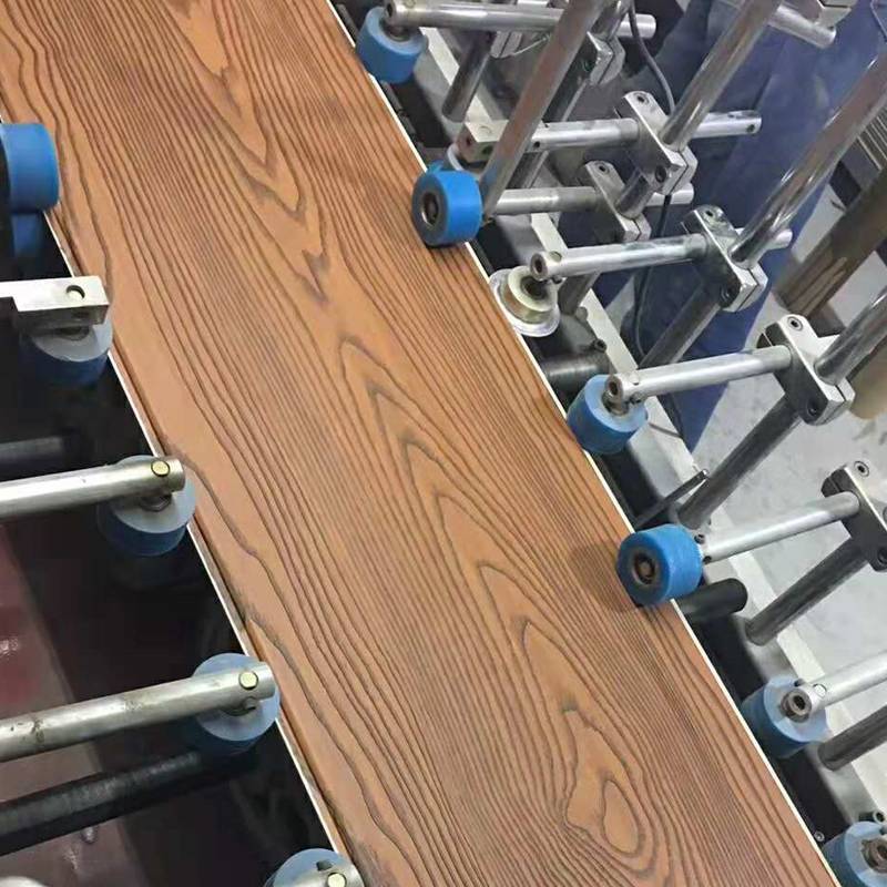 Luxury waterproof durable click lock 100% PVC vinyl plank flooring