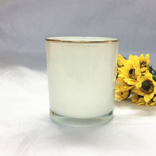 FSC8090 wholesale custom 9oz white empty glass candle jar with gold rim