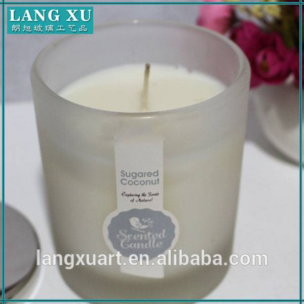 wholesale sugared coconut flavour natural soy wax blend scented candles in matt white glass jar