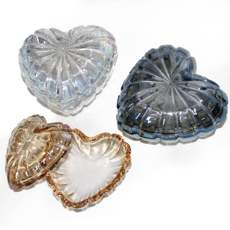Heart shape small candy glass jar with glass lid for jewel