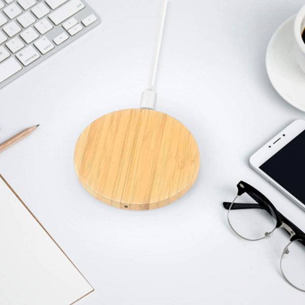 W09 wooden round 10W wireless fast charger Featured Image