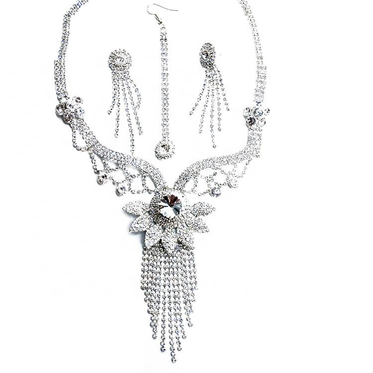 Newest women 2019 italy custom rhinestone chain custom names necklace with low price