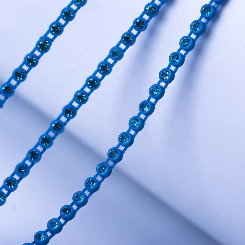 Colorful Bulk Plastic Rhinestone Banding, Plastic Chain Trimming Crystal Banding for Garment Accessories