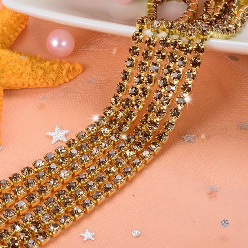 Shinny  Rhinestone Cup chain High Quality Cup Colored Chain for Jewelry in Rhinestones Featured Image