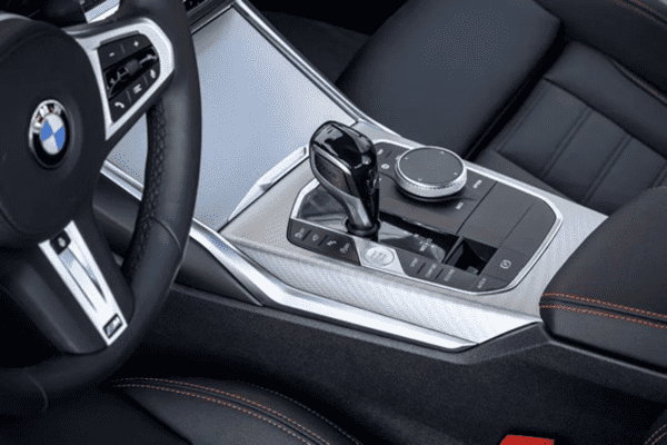 The new BMW 3 Series upper body crystal gear lever?