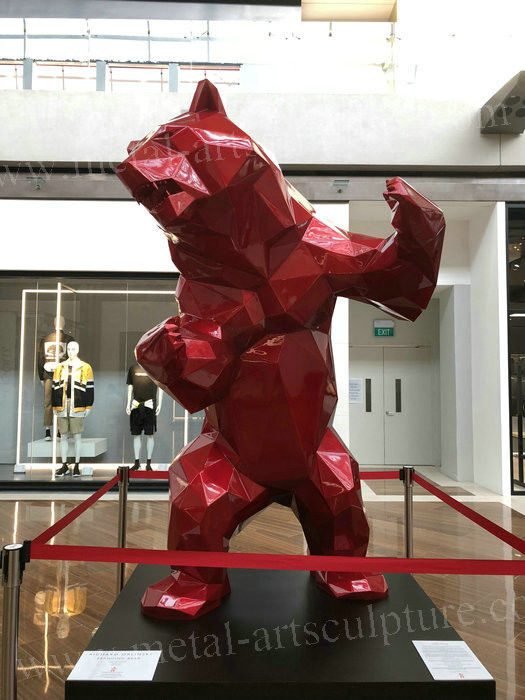 Red Color Fiberglass Bear Statue / Life Size Resin Statues For Museum Decoration