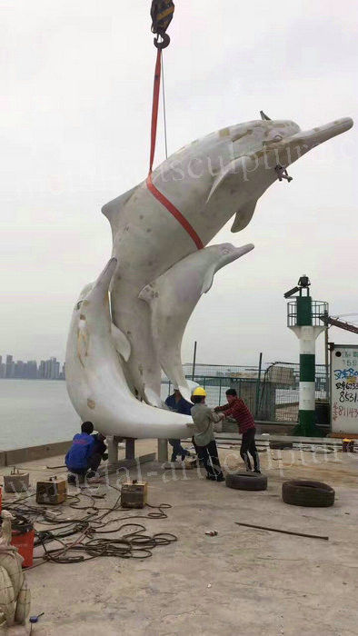 Fiberglass Mermaid Garden Statue , Size Customized Dolphin Garden Statue