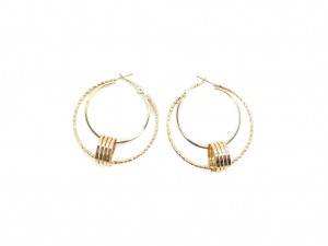 C shape with circles gold earrings