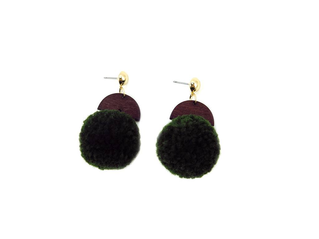 Earring with pompom