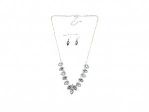 Earring and necklace set-oval shape