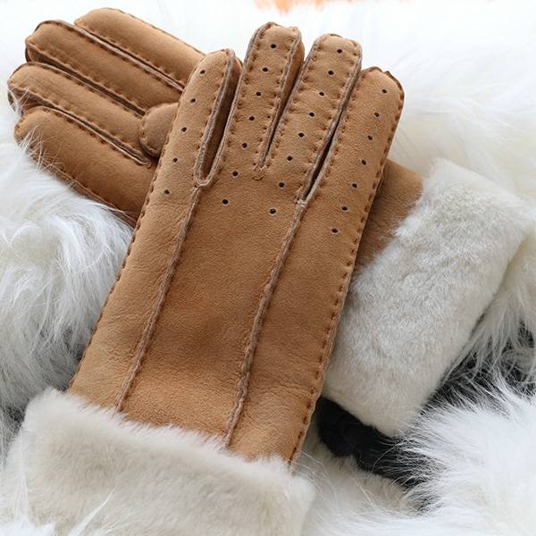 Merino sheepskin gloves with handsewn for ladies Featured Image