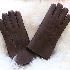 Classical merino lambskin ladies gloves with colourful seam