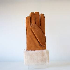 Ladies 100% genuine sheepskin gloves with a arch wool out trim