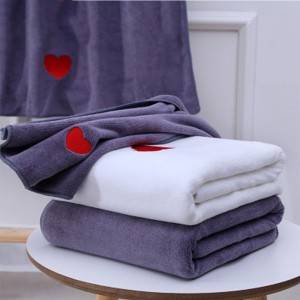 Exercise white color 70*140cm thick and big bath towels for hotel