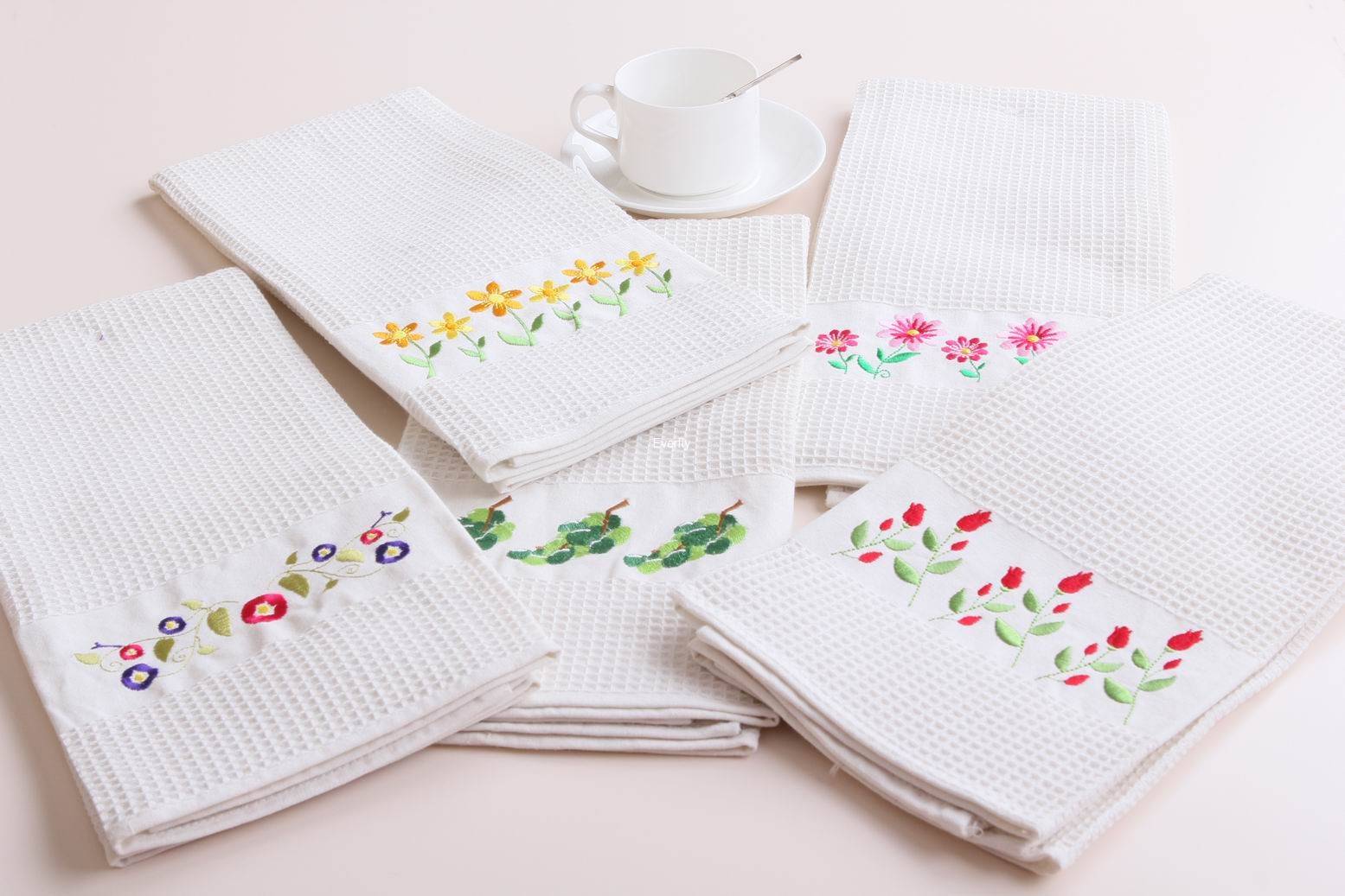 Cotton waffle kitchen tea towel with  embroidery logo