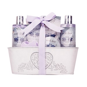 Lavender Bath and Body Gift Basket for Home Relexing