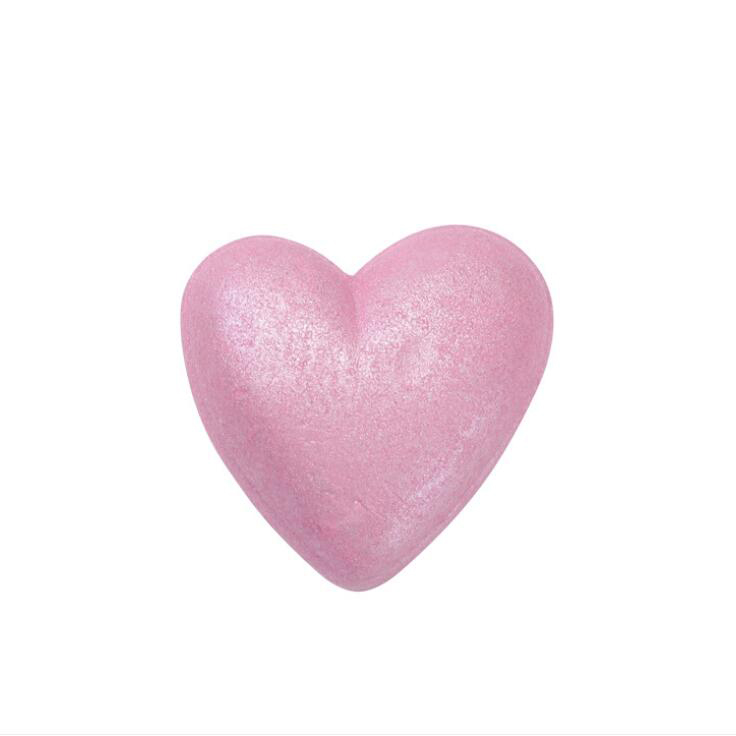 Scented 40g heart shape glitter bath bombs gift for Valentine’s day birthday Featured Image