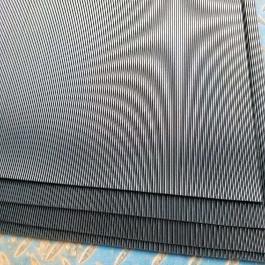 Anti-slip rubber flooring mats nice anti-aging  sound-proof performance rubber sheet