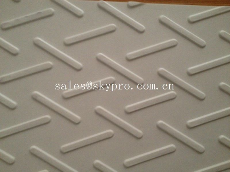 Chevron pattern on top PVC PU conveyor belt for incline conveying